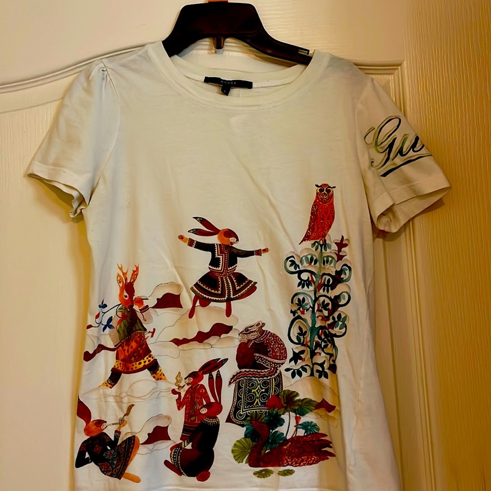 Gucci T shirt Authentic 100% size Small